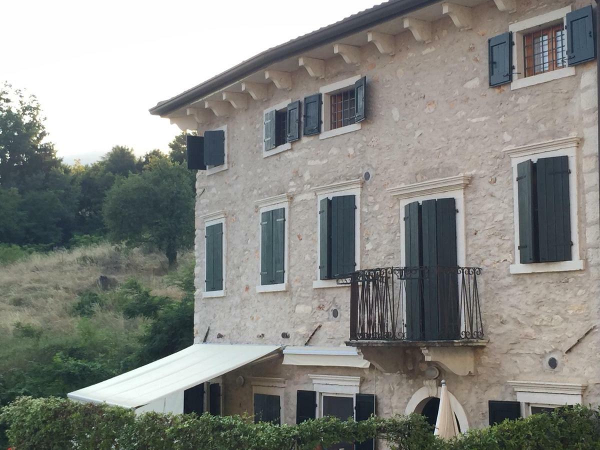 Appartamento Borgo Caiar Caprino Veronese Esterno foto