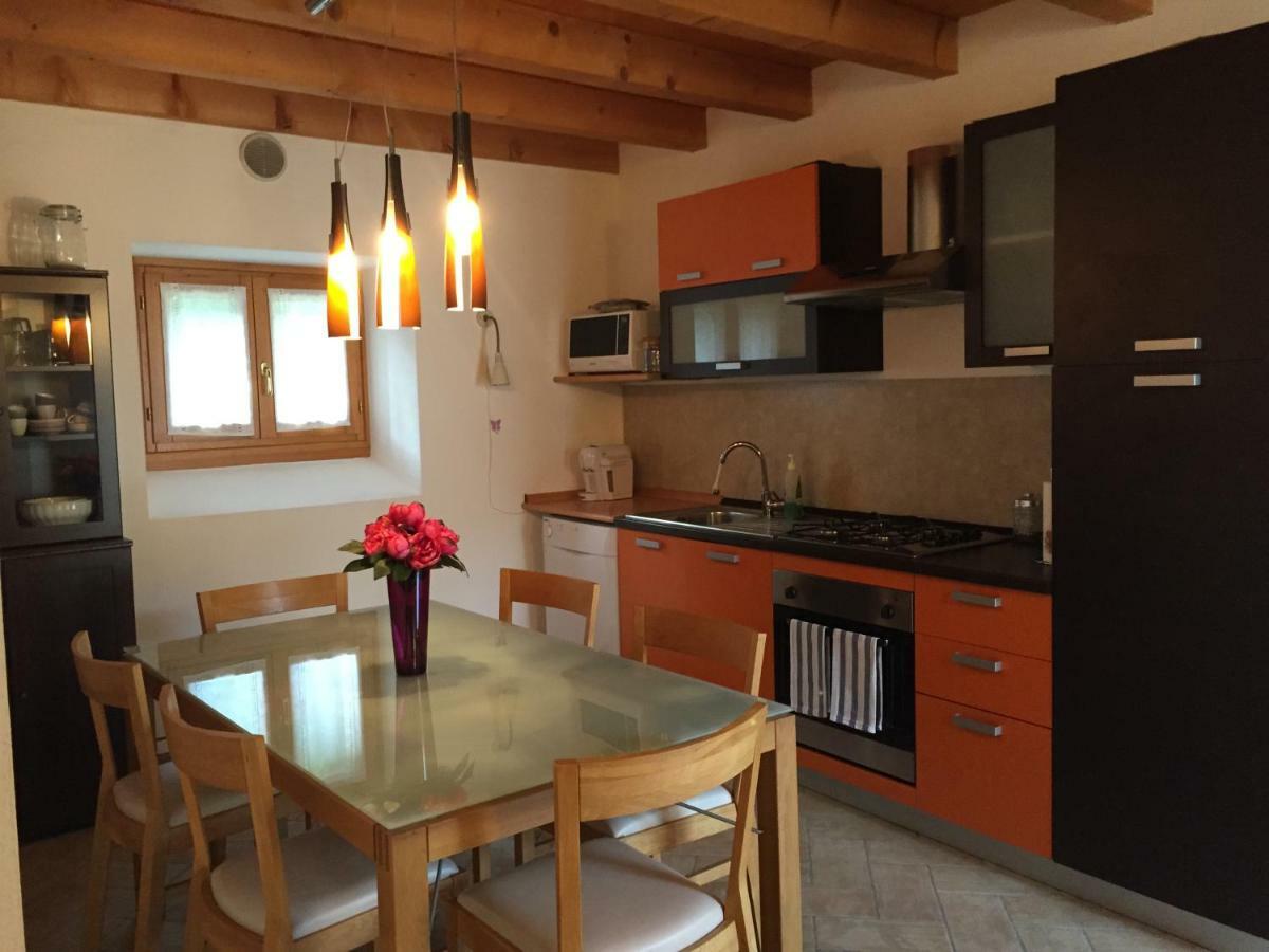 Appartamento Borgo Caiar Caprino Veronese Esterno foto
